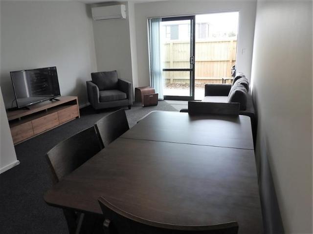 Townhouse for rent in Heathcote, Canterbury