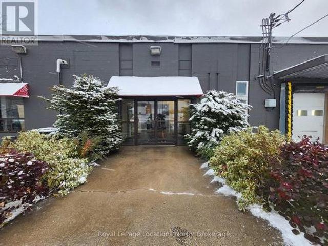 Commercial for rent in Collingwood, Ontario