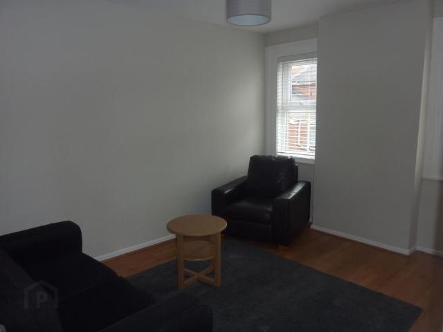 Apartment for rent in The Holyland, Northern Ireland