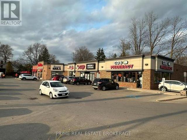 Commercial for rent in Strathroy-caradoc, Ontario