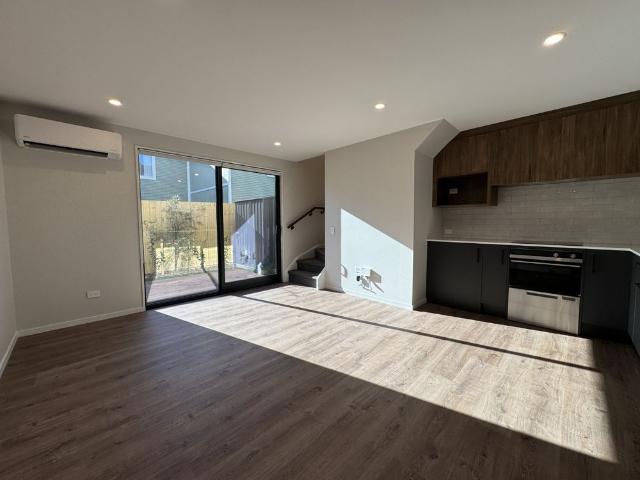 Townhouse for rent in Christchurch Central, Linwood-Central-Heathcote Community