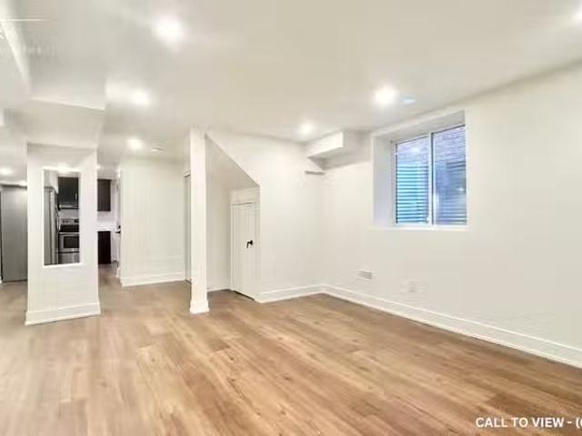 Condo for rent in Oakville