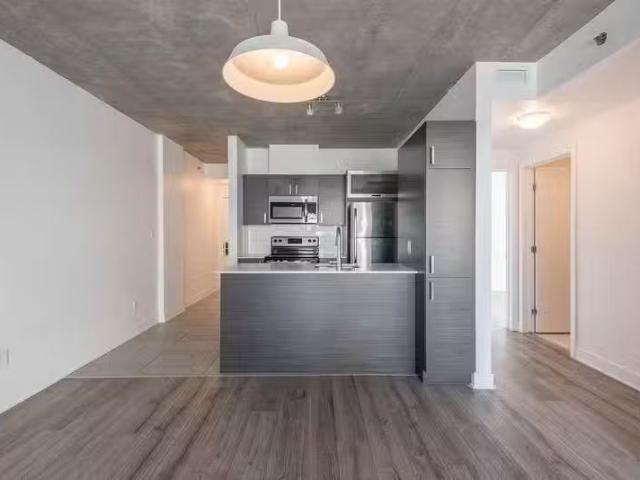Condo for rent in St. Leonard's, Quebec