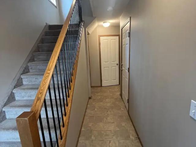House for rent in Newport Country Hills Village, Calgary