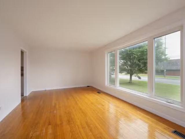 Condo for rent in Mulhurst Bay, Ontario