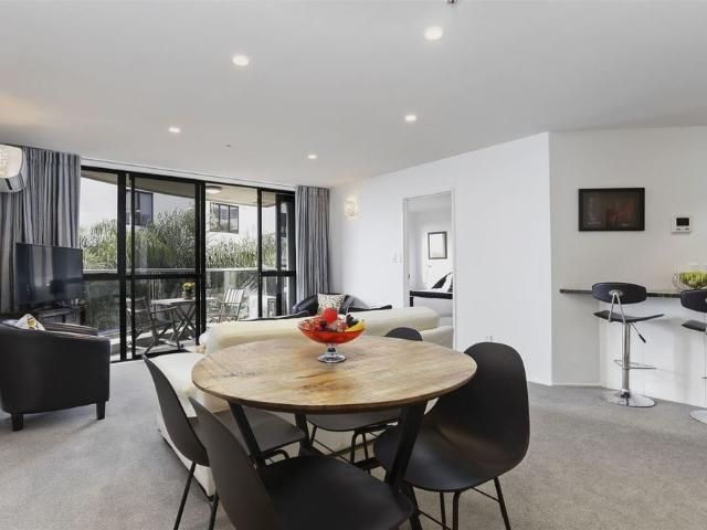 Apartment for rent in Takapuna