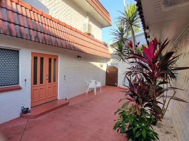 Apartment for rent in Belgian Gardens