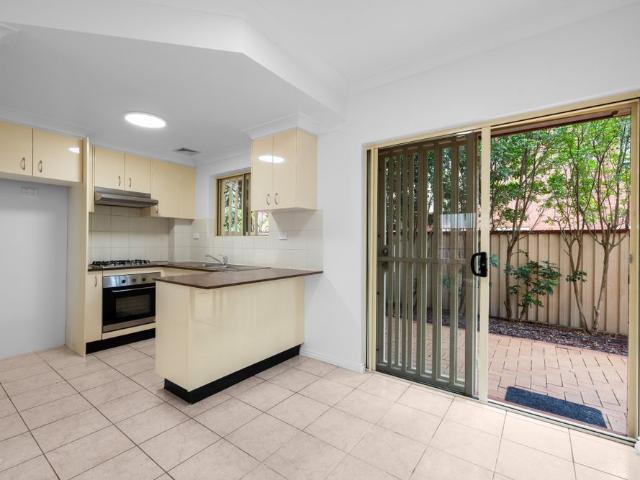 Townhouse for rent in Sydney, New South Wales