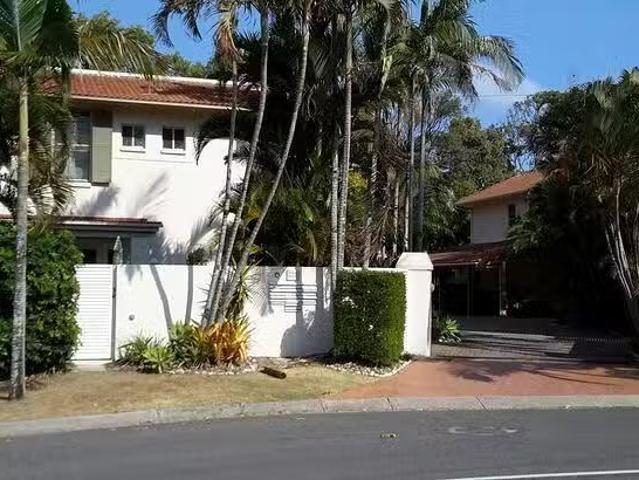 Apartment for rent in Sunshine Beach, Queensland