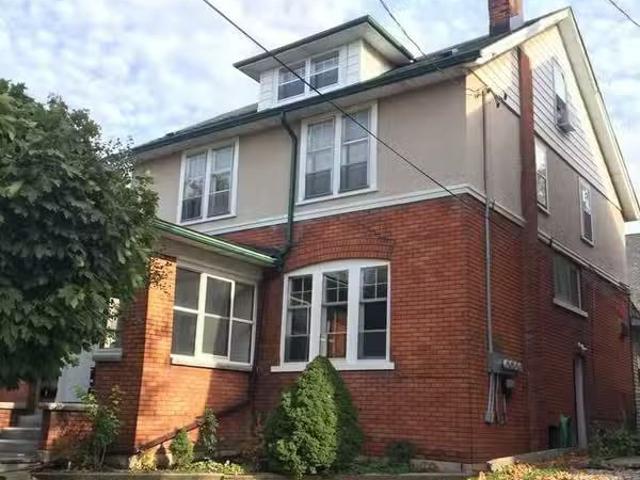 Condo for rent in Ancaster, Ontario