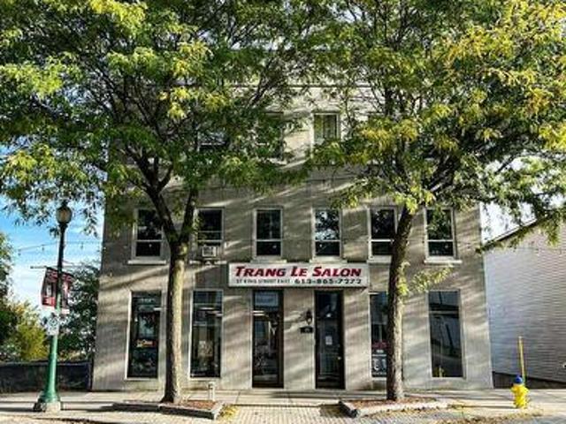 Commercial for rent in Brockville, Ontario