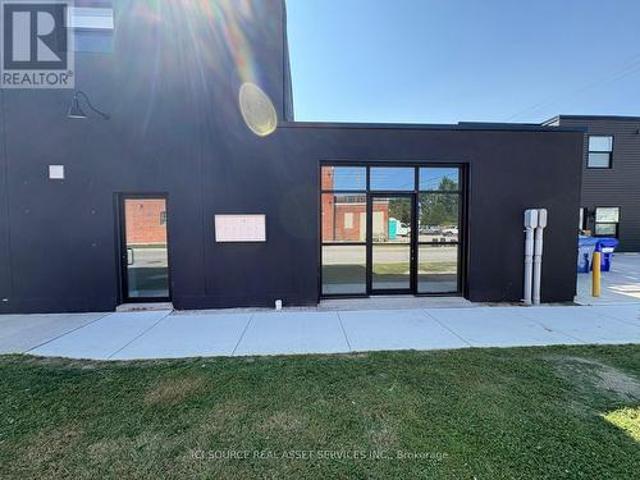 Commercial for rent in Essex, Ontario