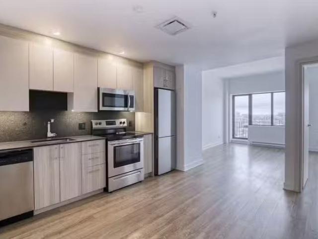 Condo for rent in St. Leonard's, Quebec