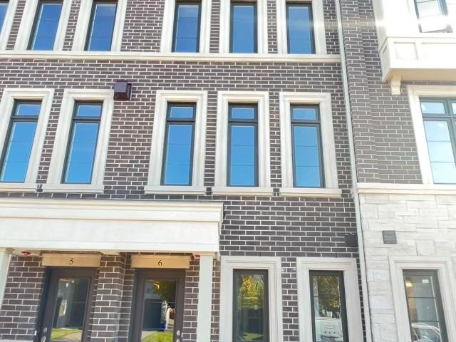 Townhouse for rent in Woburn, Ontario