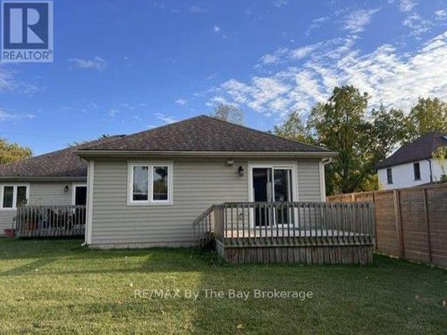 House for rent in Creemore, Clearview