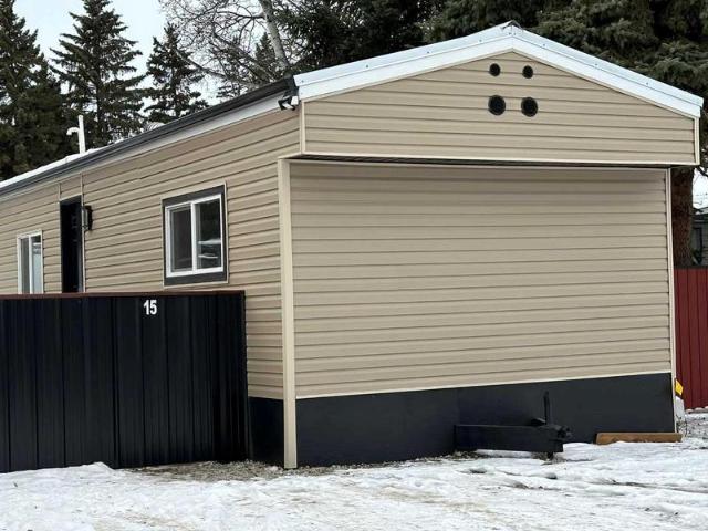 House for sale in Sylvan Lake