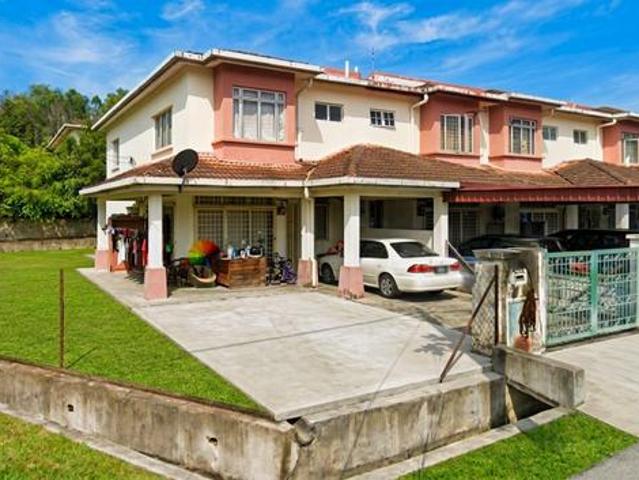 Terraced House for sale in Tanjong Sepat, Selangor