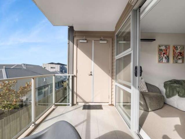 Apartment for sale in Saint Albans, Canterbury