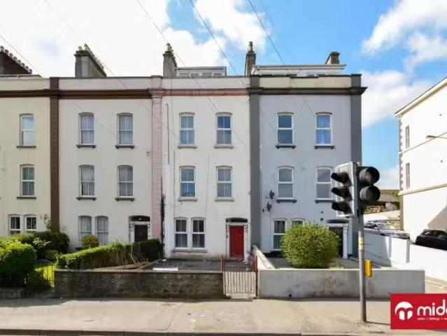 Apartment to rent in Strand, South Tipperary