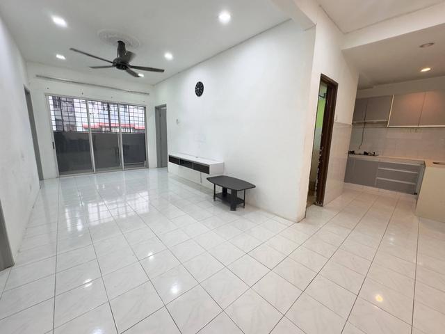 Apartment for sale in Petaling, Subang Jaya