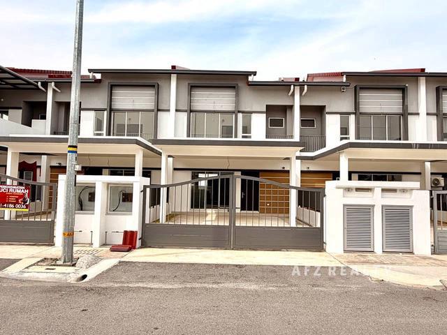 Terraced House for sale in Wellesley, Penang