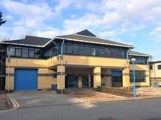 House for sale in Brentford End, Greater London