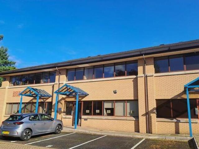 House for rent in Follaton, Strode