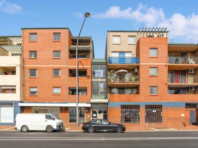 Apartment for rent in Sydney, Liverpool City Council