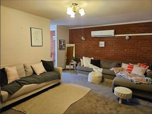Apartment for rent in Charlton, Victoria