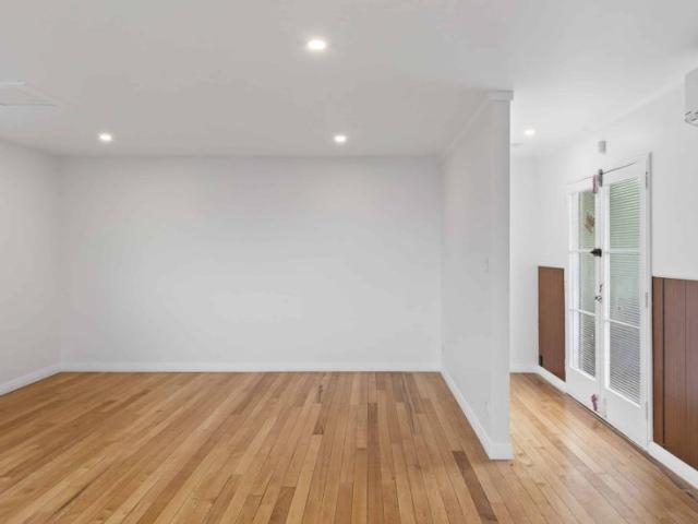 Property for rent in East Coast
