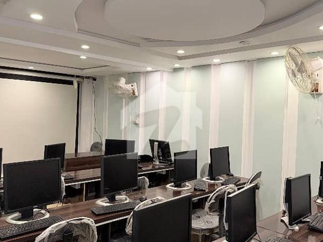 Building for sale in Islamabad