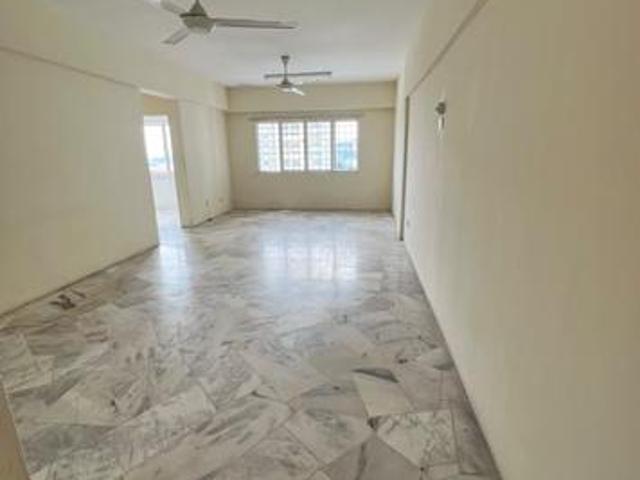 Condominium for sale in Petaling, Subang Jaya