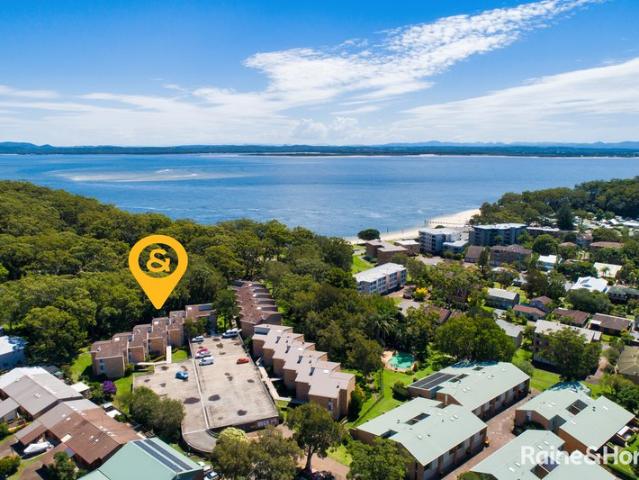 Townhouse for rent in Nelson Bay, New South Wales