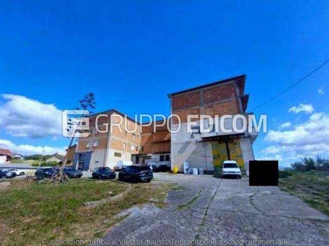 Capannone in vendita a Calabria, Cosenza