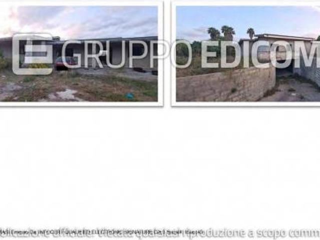 Capannone in vendita a Puglia, Lecce