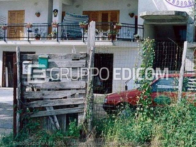 Capannone in vendita a Marano Principato, Cosenza