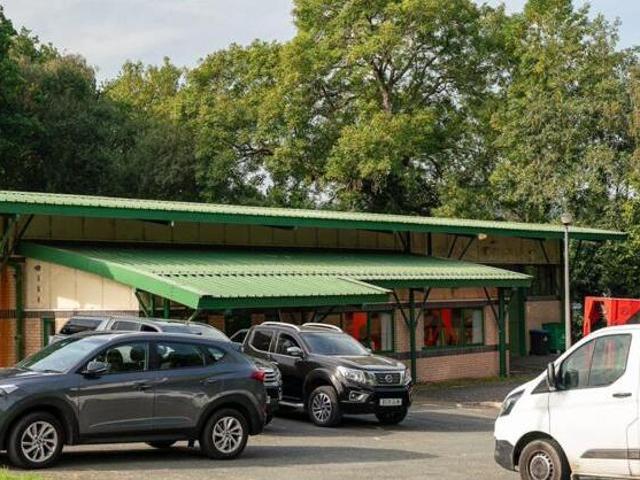 House for rent in Lyons, Greater London
