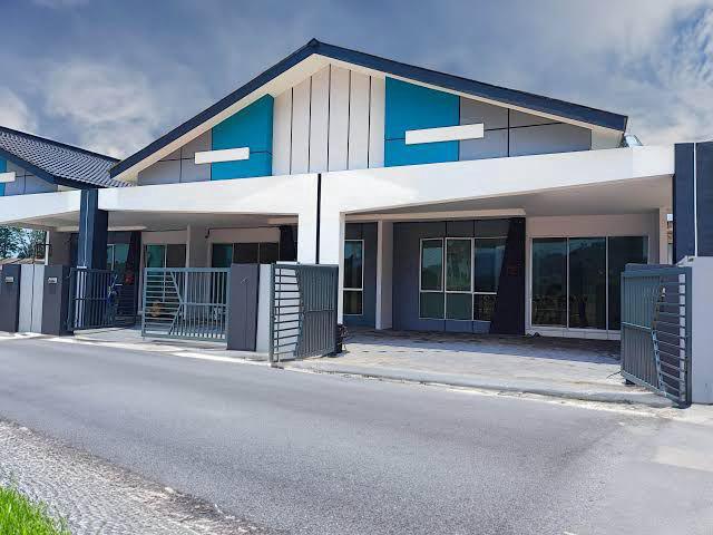 Terraced House for sale in Tanjong Sepat, Selangor