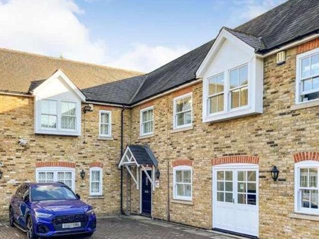 House for sale in Kingston Upon Thames, Greater London