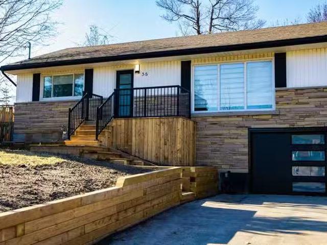 Condo for rent in Ancaster, Ontario