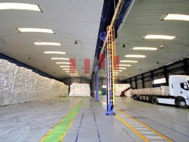 Local commercial location à Anfa, Gharb-Chrarda-Beni Hssen