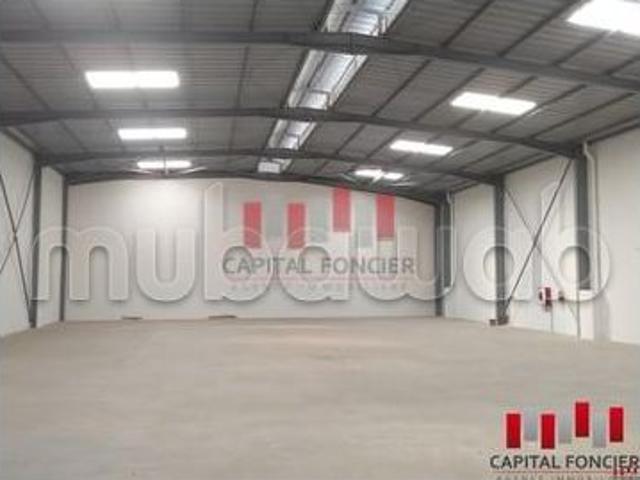 Local commercial location à Anfa, Gharb-Chrarda-Beni Hssen