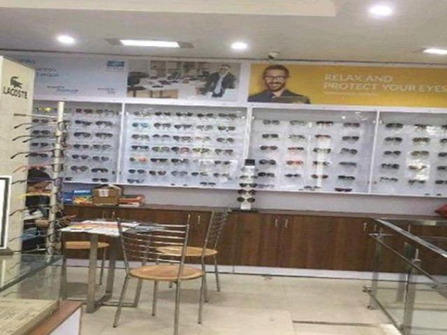 Commercial for rent in Hariana