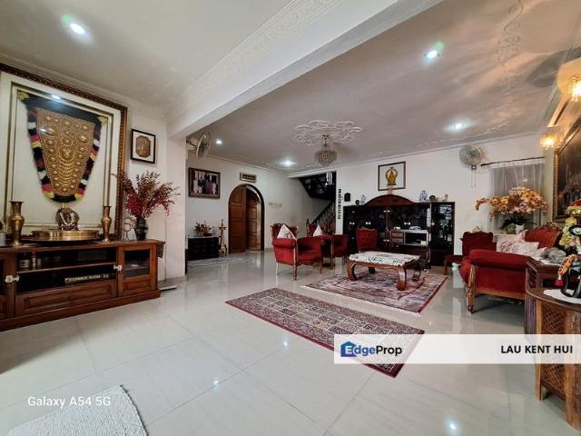 House for sale in Country Heights Damansara, Kuala Lumpur