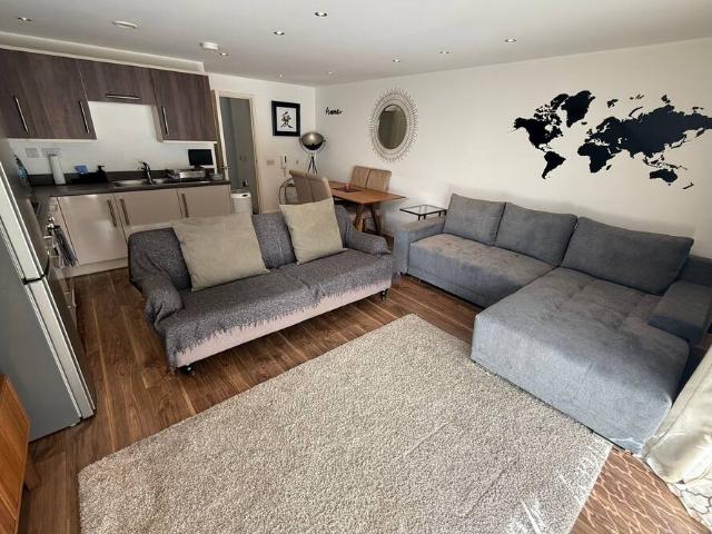 Apartment for rent in Blackwall Reach, Greater London