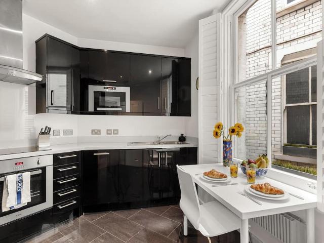 Apartment for rent in Blackwall Reach, Greater London