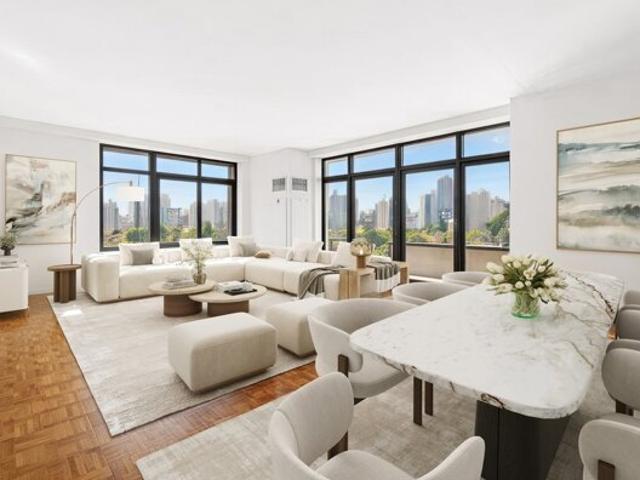 Condo for sale in Arverne, New York