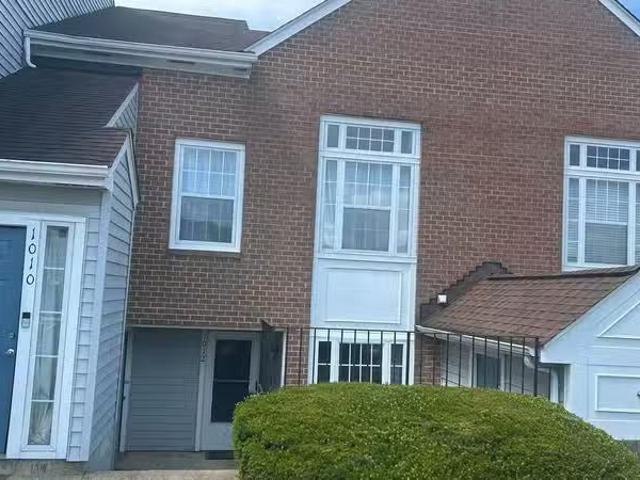Condo for rent in Fort Washington