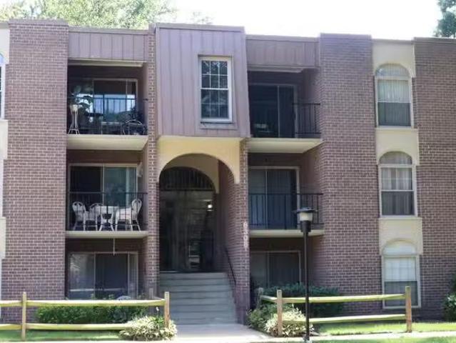 Condo for rent in Annandale