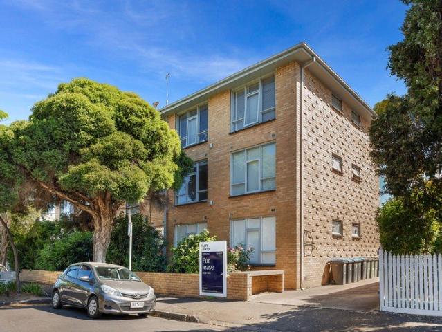 Flat for rent in Camerons Creek, Victoria